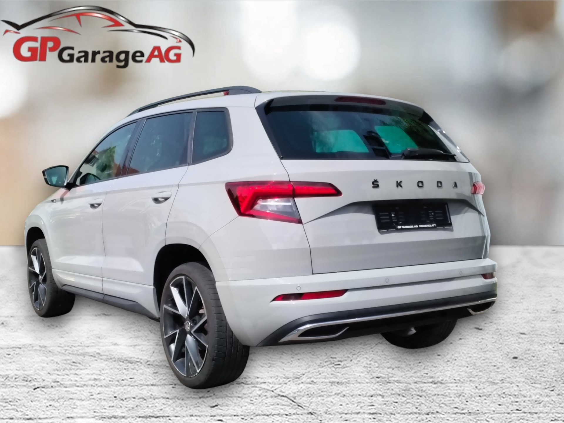 SKODA Karoq 1.5 TSI ACT SportLine DSG-showroom-element-3