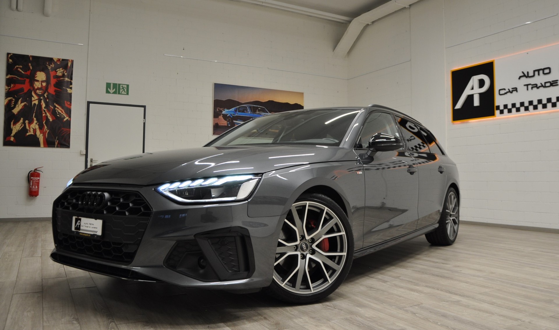 AUDI A4 40 TDI S line quattro S-tronic-showroom-element-2