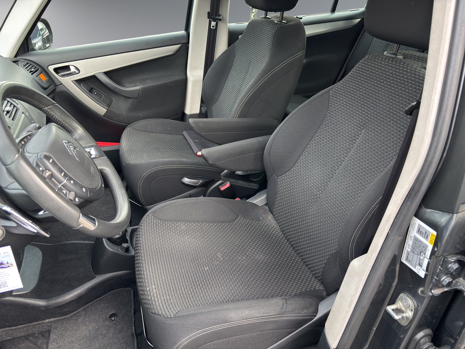 CITROEN C4 GRAND PICASSO 1.6 e-HDi Seduction-showroom-element-3