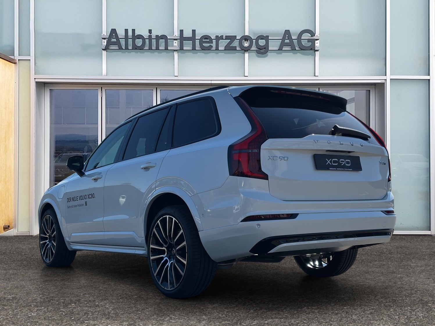 VOLVO XC90 2.0 T8 TE Ultra Dark eAWD-showroom-element-2