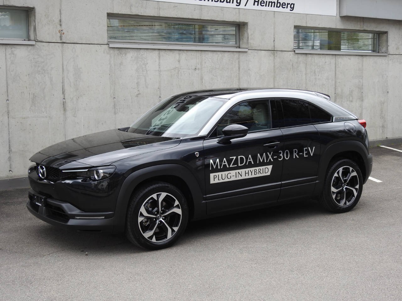 MAZDA MX-30 e-Skyactiv R-EV Advantage-image-3