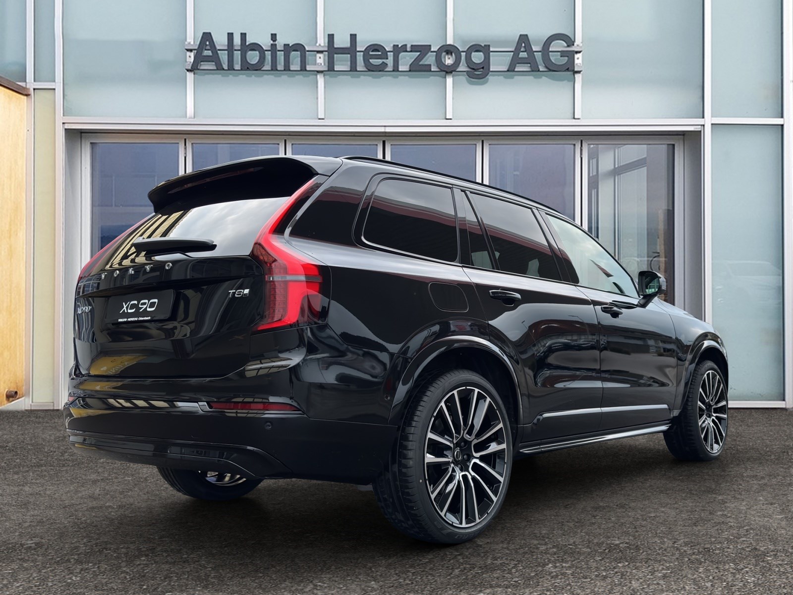 VOLVO XC90 2.0 T8 TE Ultra Dark eAWD-showroom-element-3
