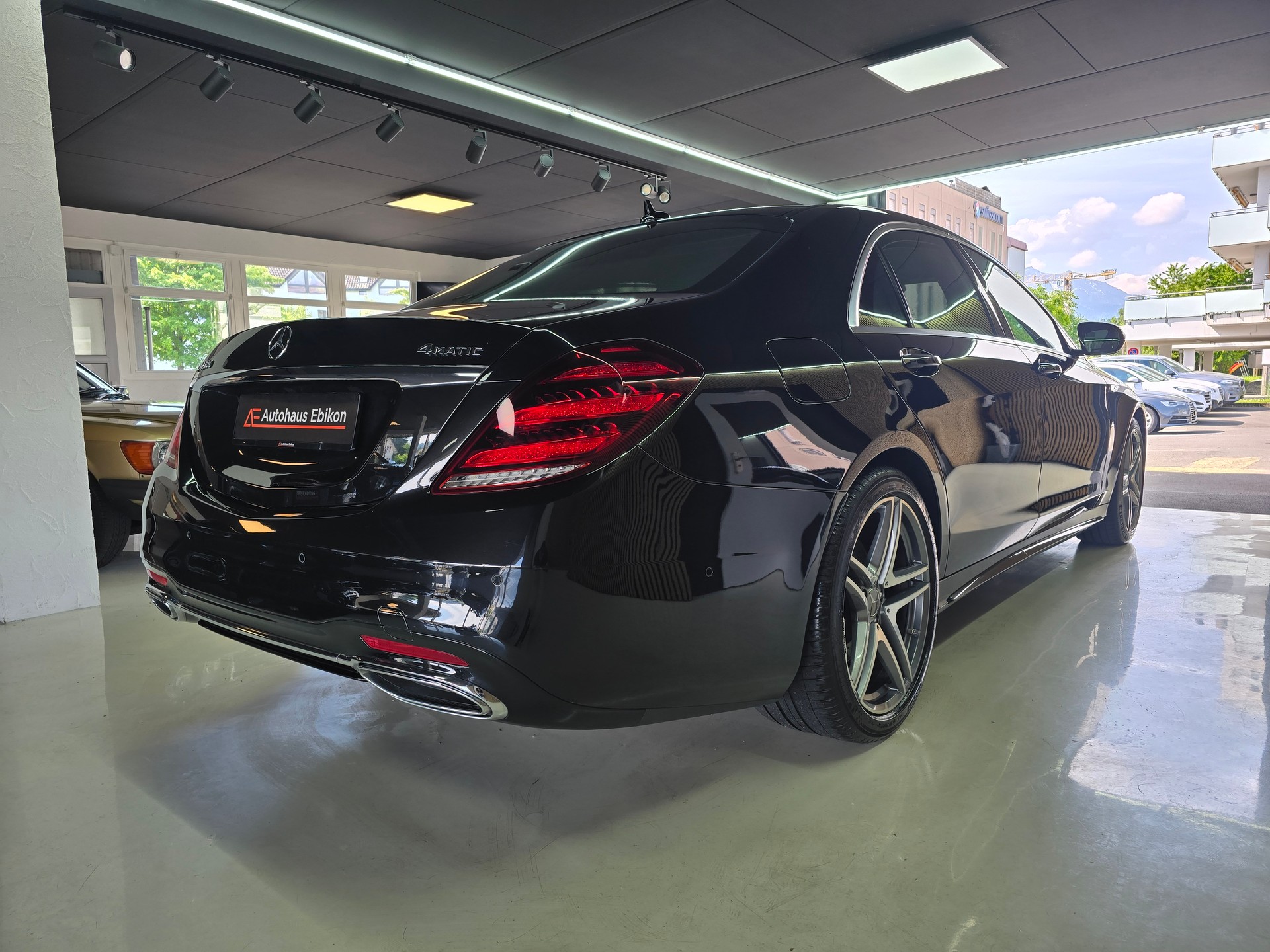 MERCEDES-BENZ S 400 d L 4Matic 9G-Tronic AMG Line-image-6