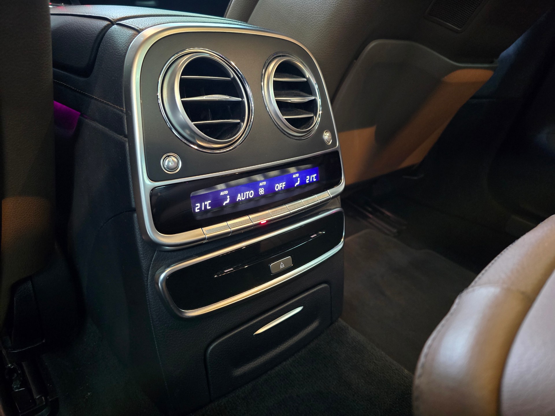 MERCEDES-BENZ S 400 d L 4Matic 9G-Tronic AMG Line-image-21
