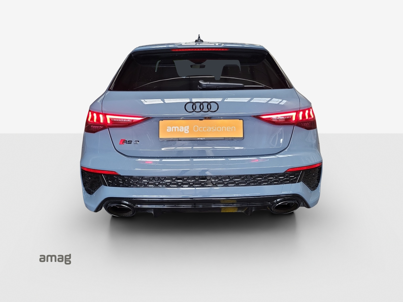 AUDI RS3 Sportback 2.5 TSI quattro-showroom-element-3