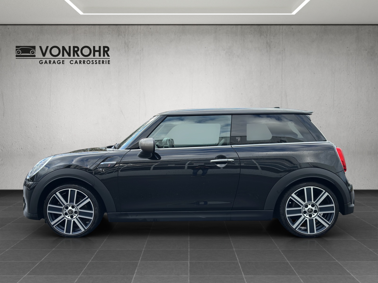 MINI Mini Cooper S Trafalgar Edition Steptronic DKG-showroom-element-3