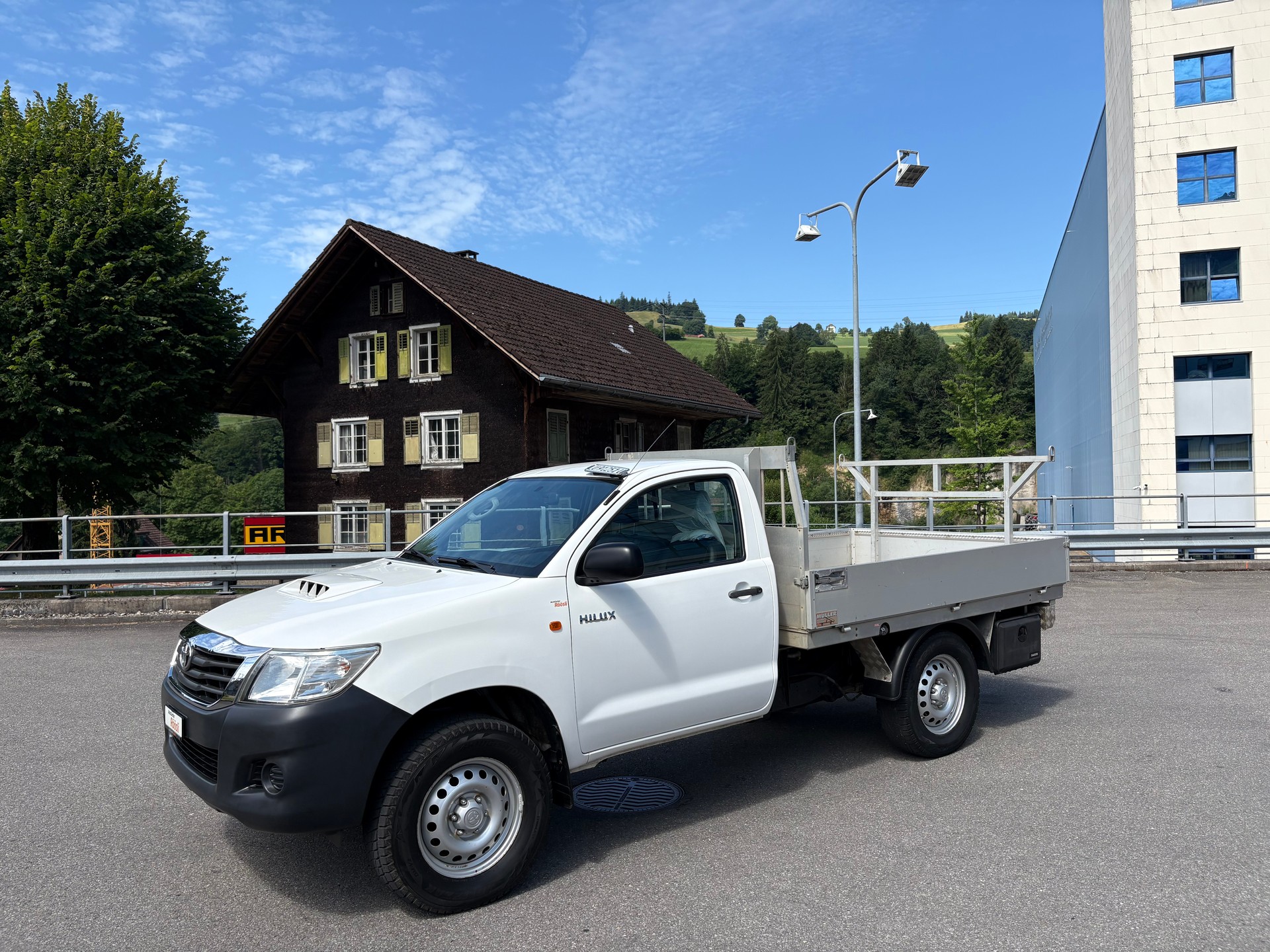 TOYOTA Hilux 2.5D 4WD 4WD Single Cab Luna