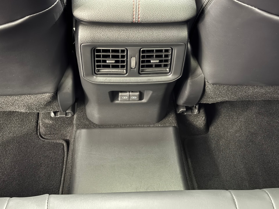 RAV4 Plug-in Hybrid 2.5 Premium AWD-i