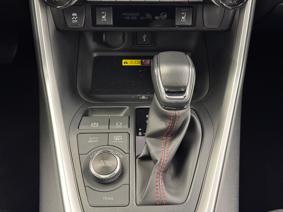 RAV4 Plug-in Hybrid 2.5 Premium AWD-i