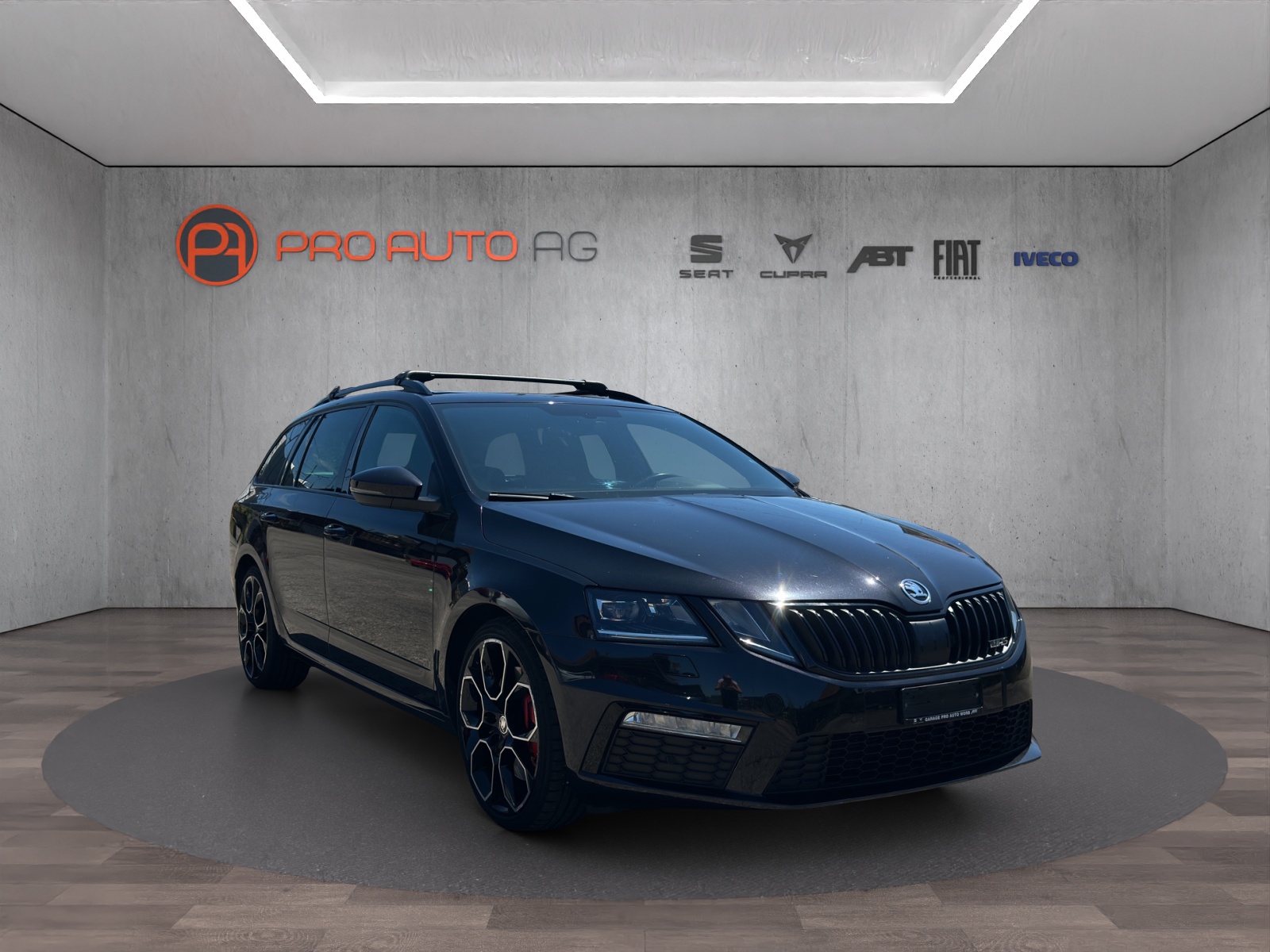 SKODA Octavia Combi 2.0 TSI RS DSG-image-5