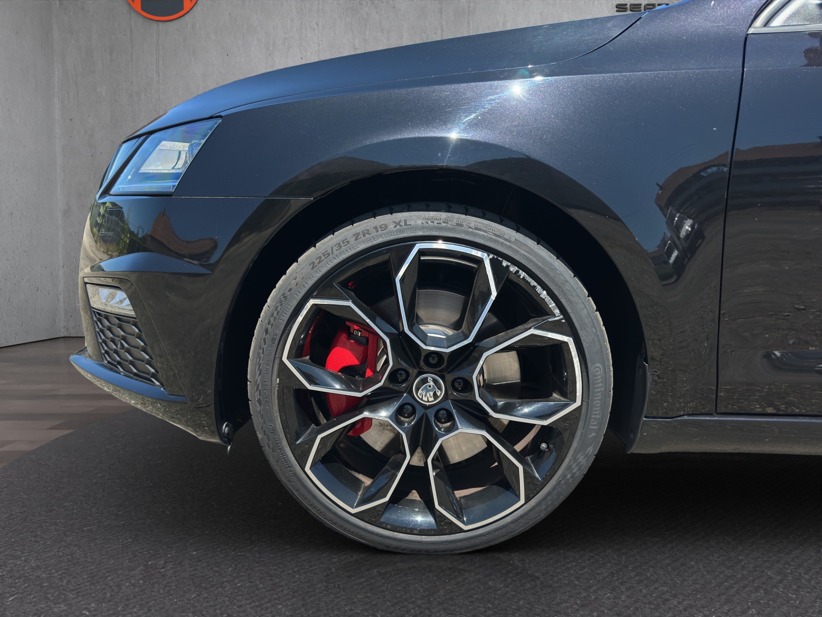 SKODA Octavia Combi 2.0 TSI RS DSG-image-13