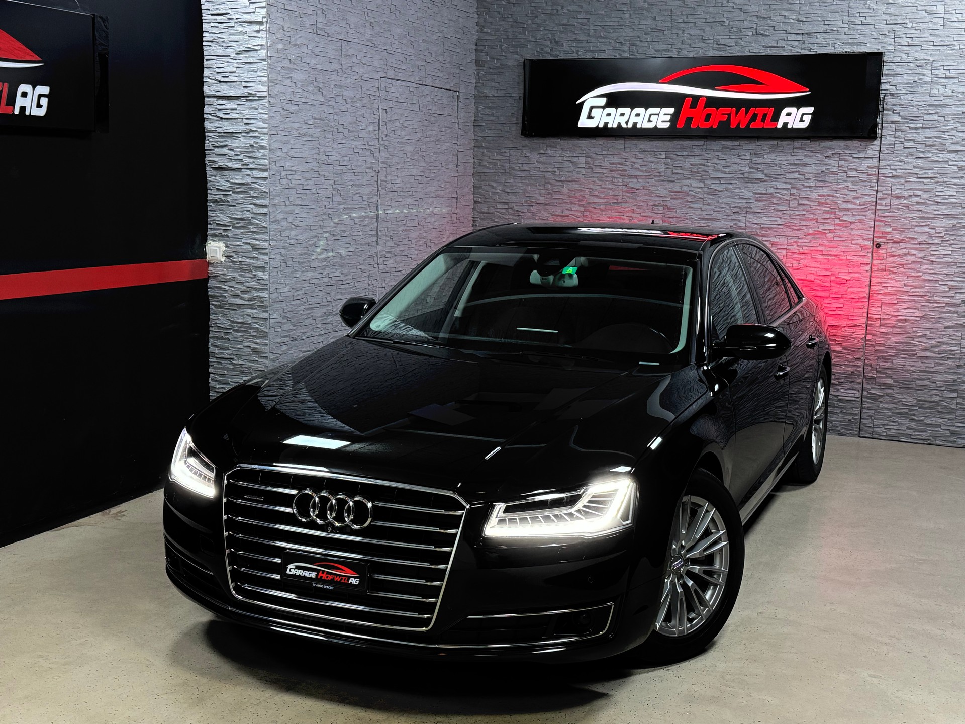 AUDI A8 3.0 TDI quattro tiptronic-showroom-element-3