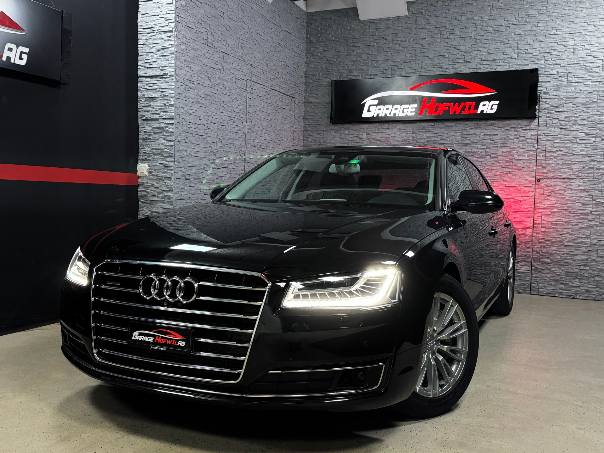 AUDI A8 3.0 TDI quattro tiptronic-showroom-element-2