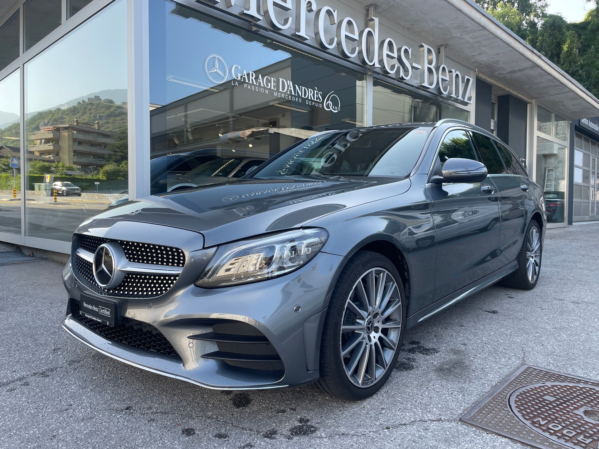 MERCEDES-BENZ C 220 d Swiss Star AMG Line 4Matic 9G-Tronic