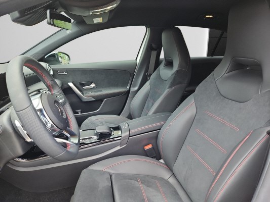 Image MERCEDES-BENZ A-250 A 250e AMG Line