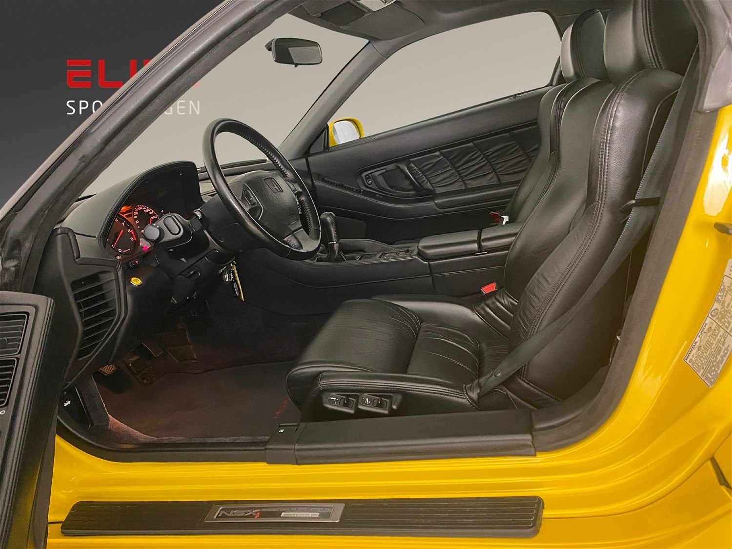 HONDA NSX 3.0i-24 V6-showroom-element-3
