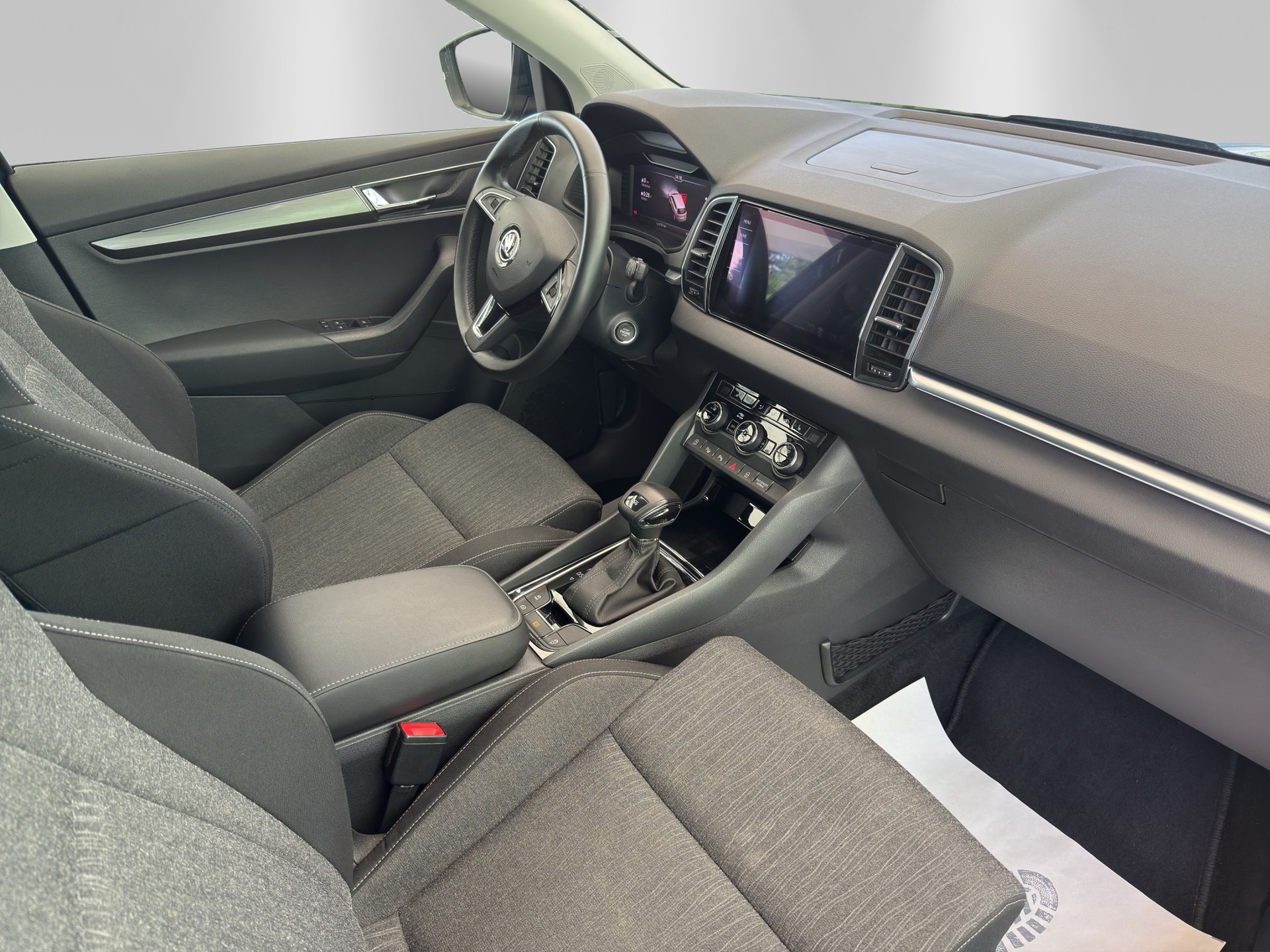 SKODA Karoq 1.5 TSI ACT Style DSG-image-12