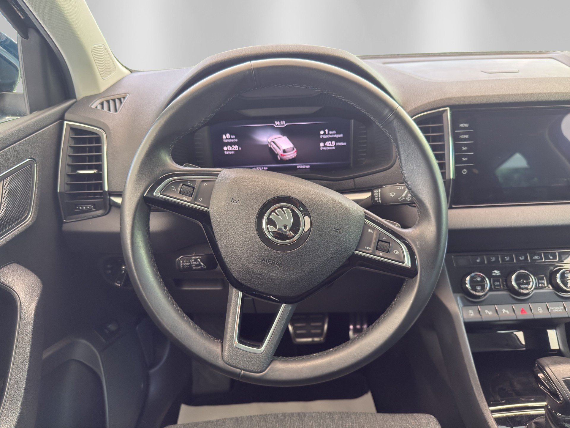 SKODA Karoq 1.5 TSI ACT Style DSG-image-9