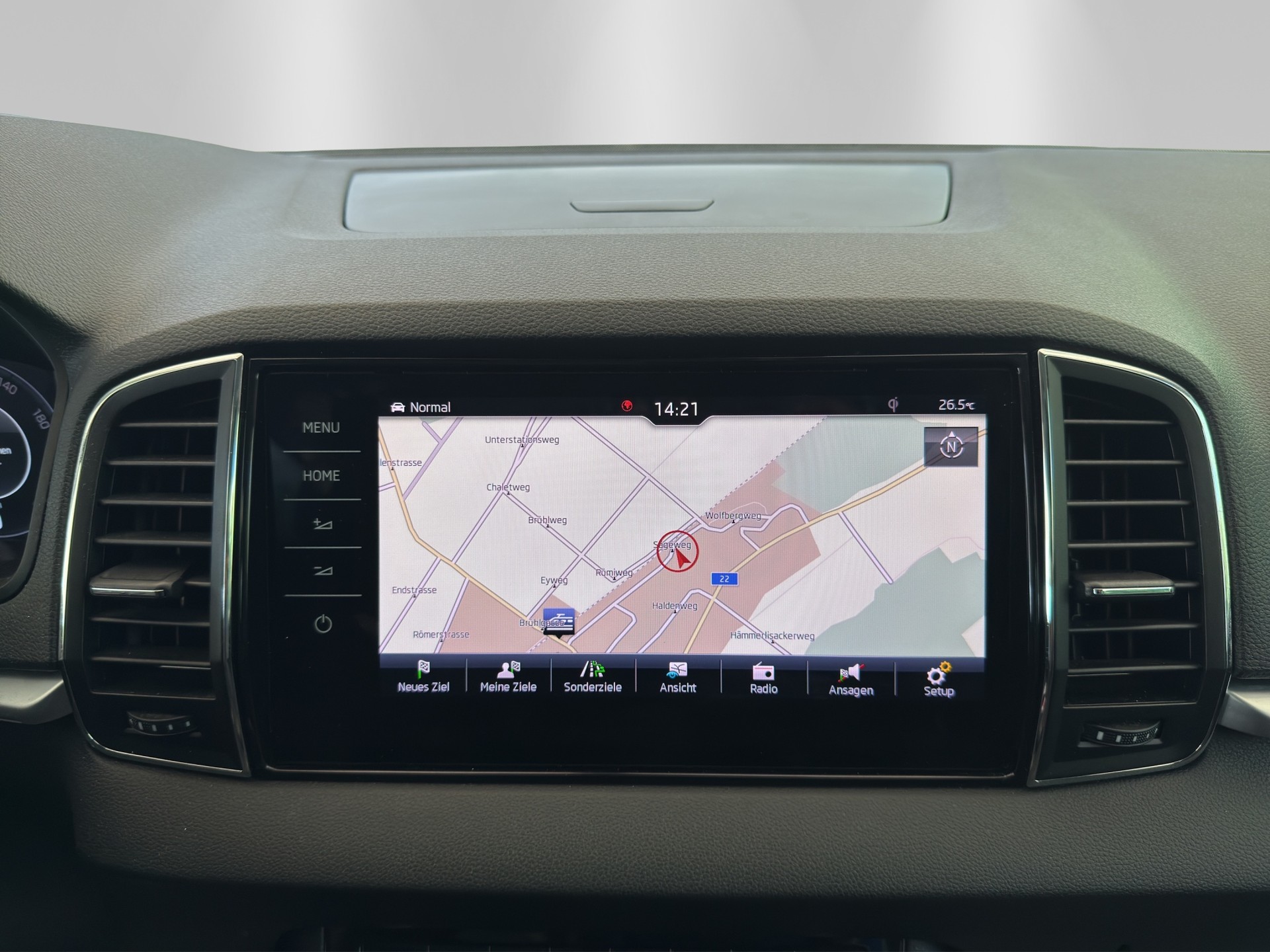 SKODA Karoq 1.5 TSI ACT Style DSG-image-11