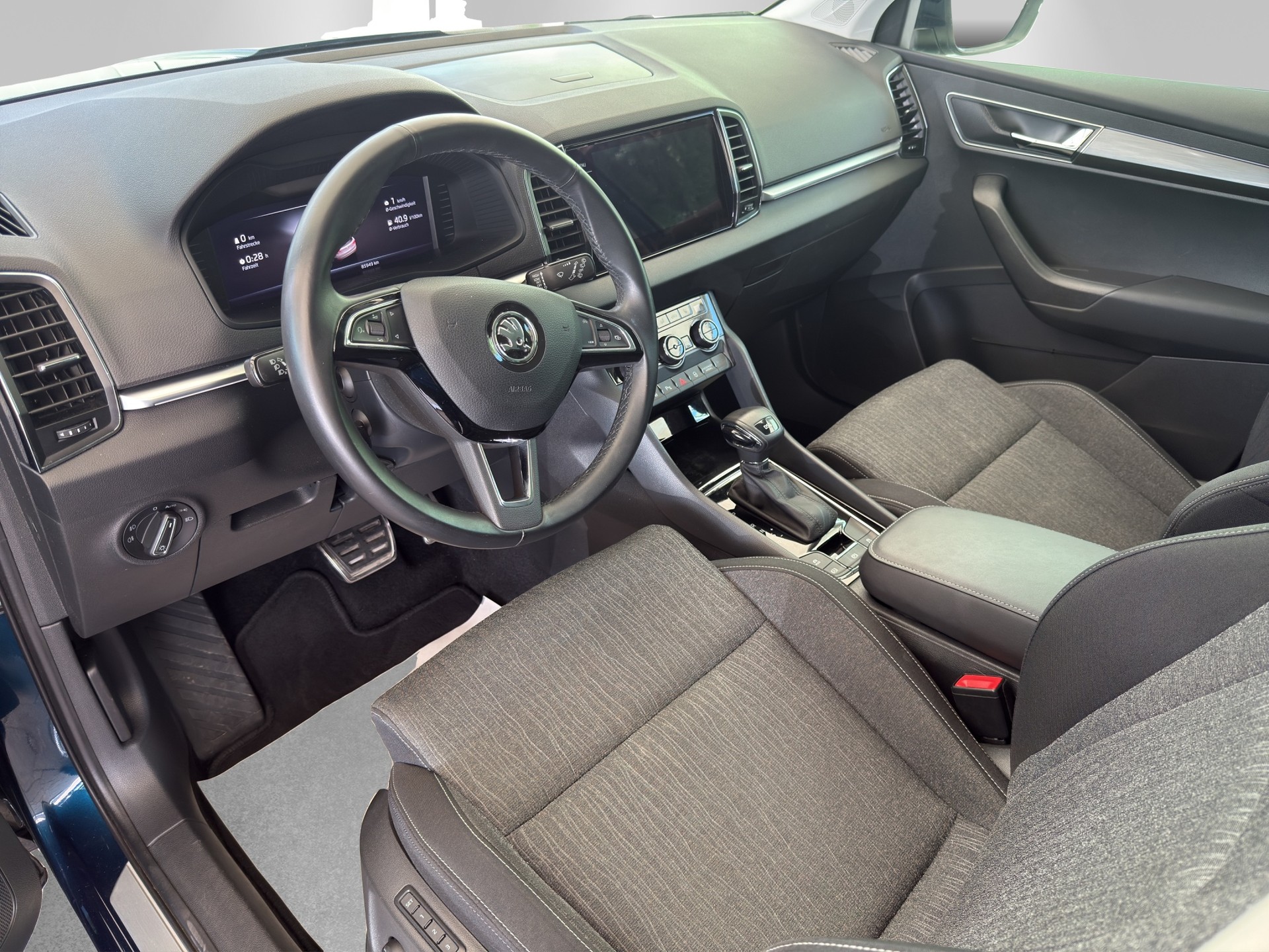 SKODA Karoq 1.5 TSI ACT Style DSG-image-7