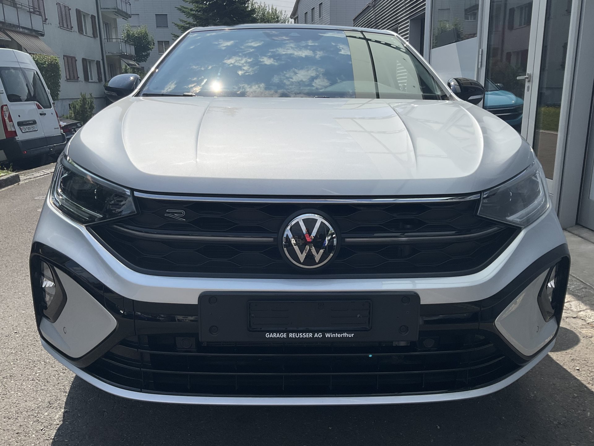 VW TAIGO 1.5 TSI DSG R-LINE BLACK STYLE *** PANORAMAGLASDACH ***-showroom-element-1