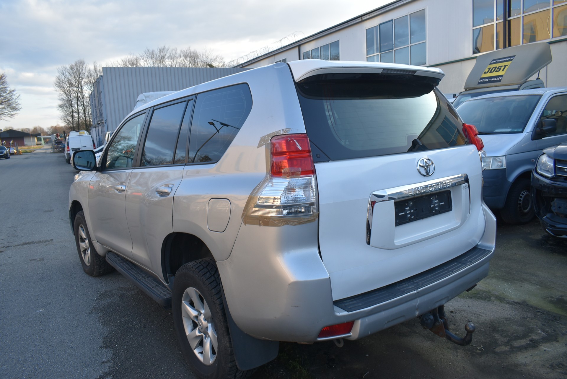 TOYOTA Land Cruiser 3.0 TD Linea Terra-image-1