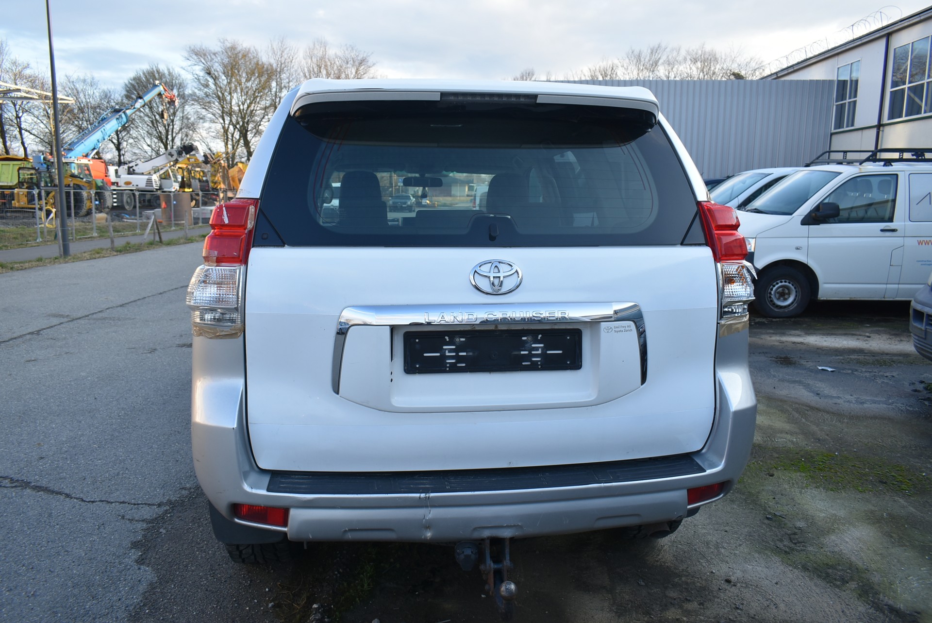 TOYOTA Land Cruiser 3.0 TD Linea Terra-image-12