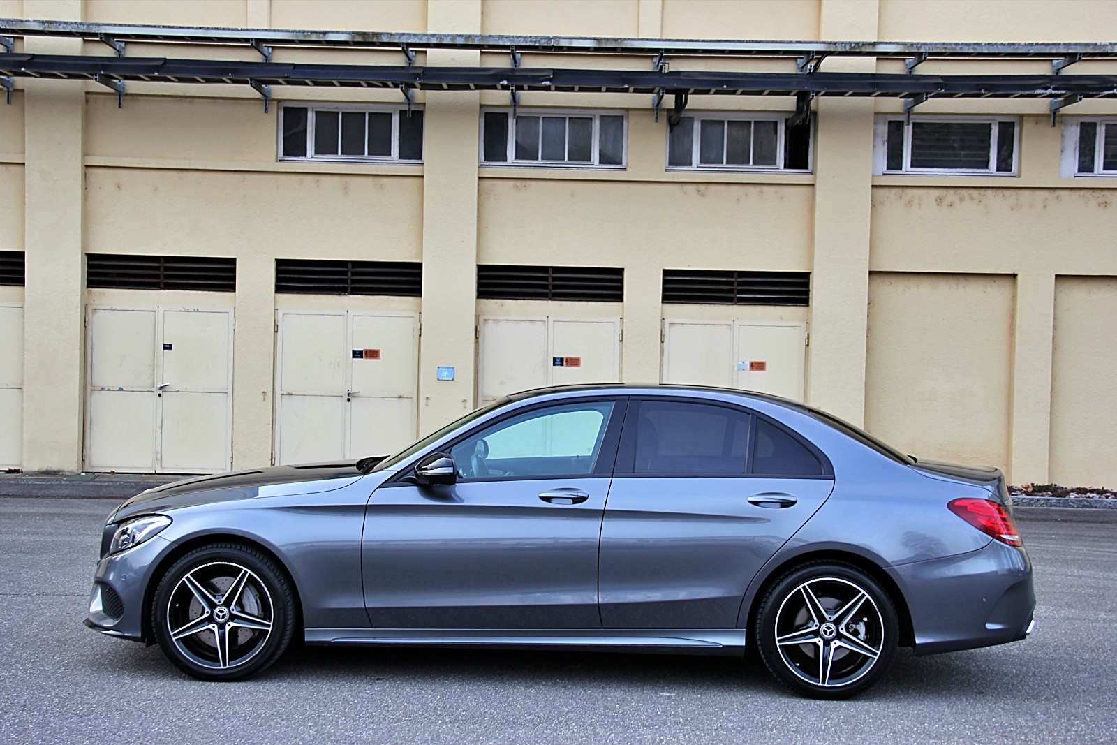 MERCEDES-BENZ C 250 BlueTEC AMG Line 4Matic 9G-Tronic-showroom-element-1