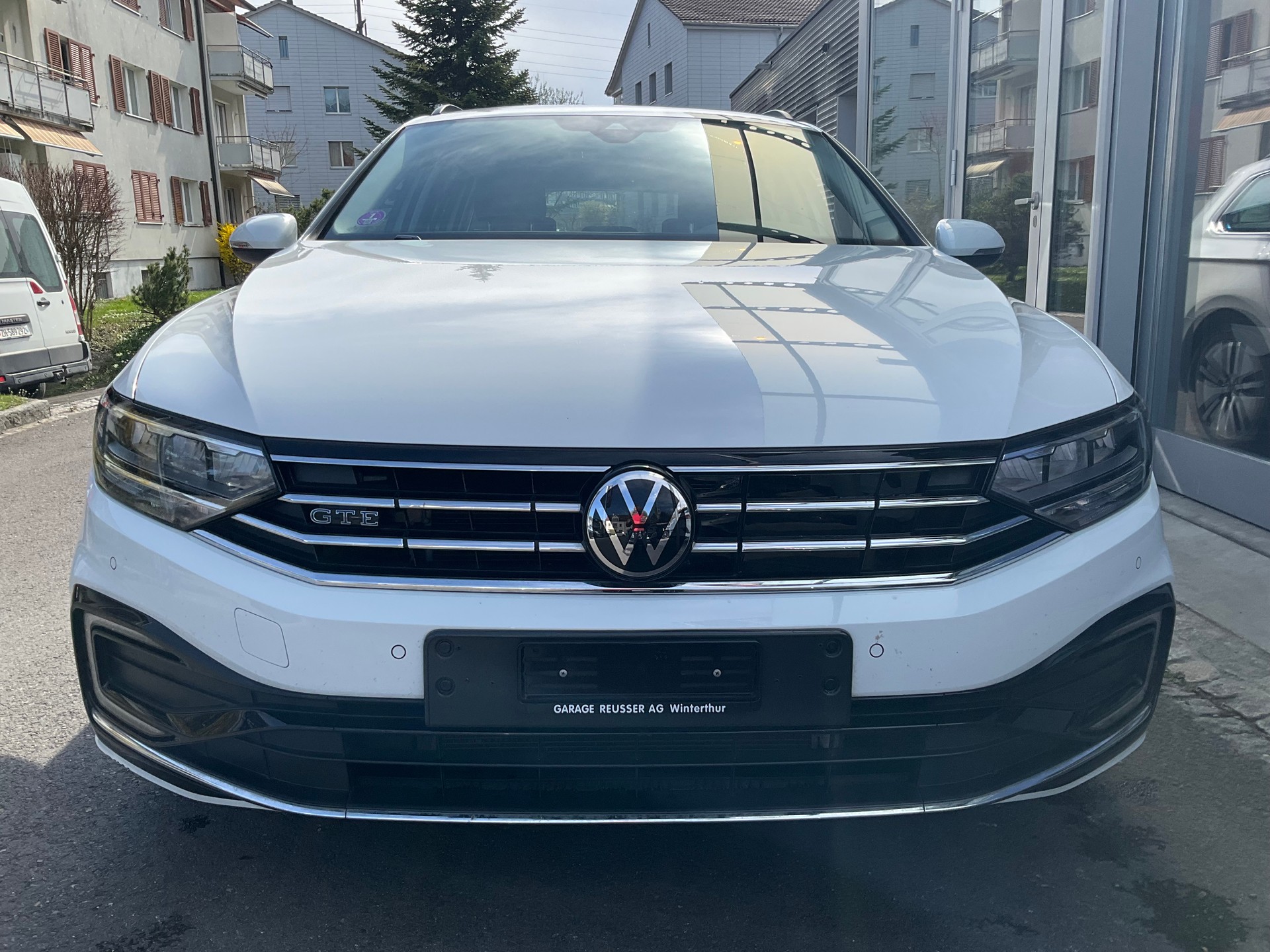 VW PASSAT Variant GTE-showroom-element-1