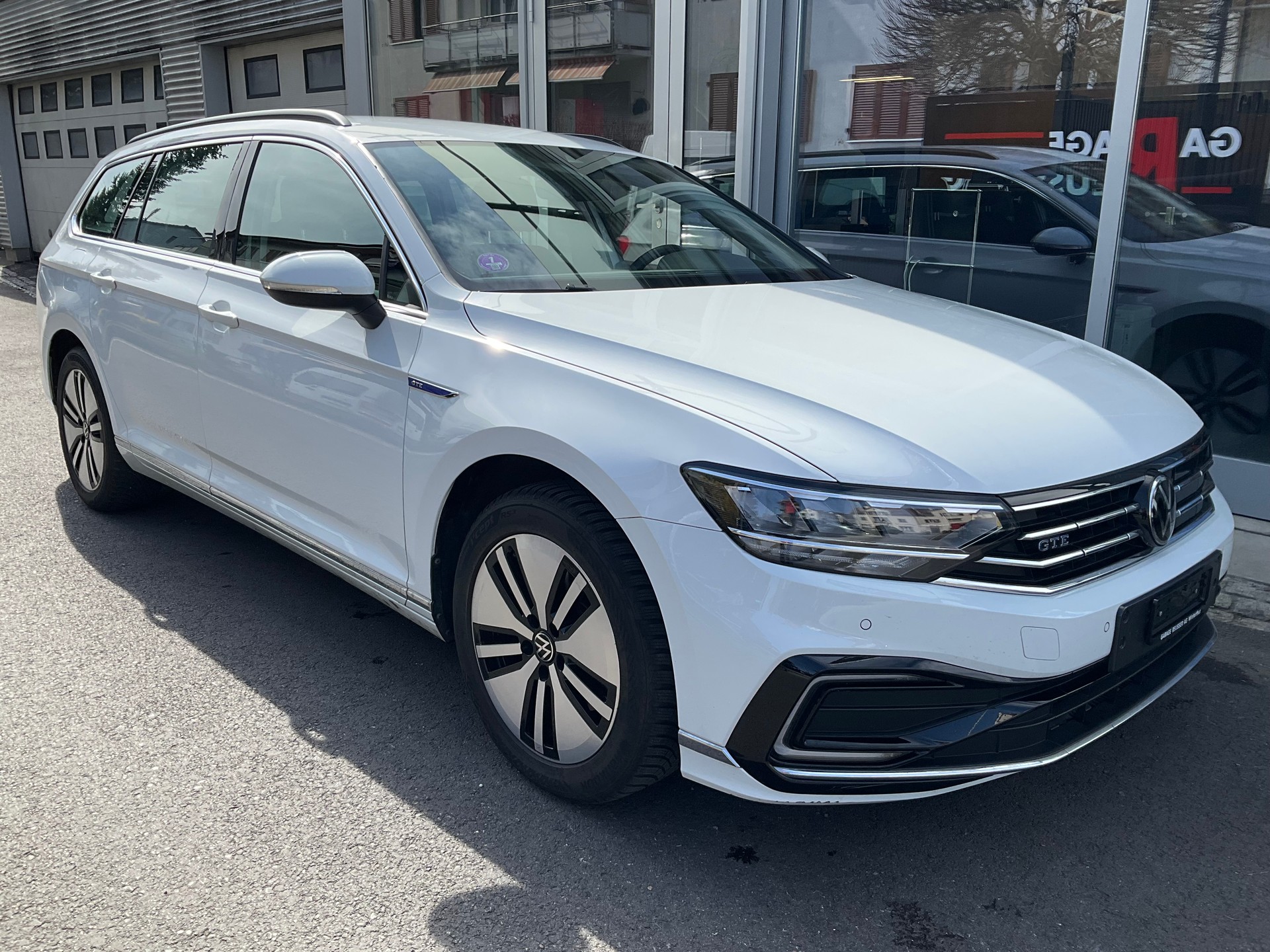 VW PASSAT Variant GTE-showroom-element-2