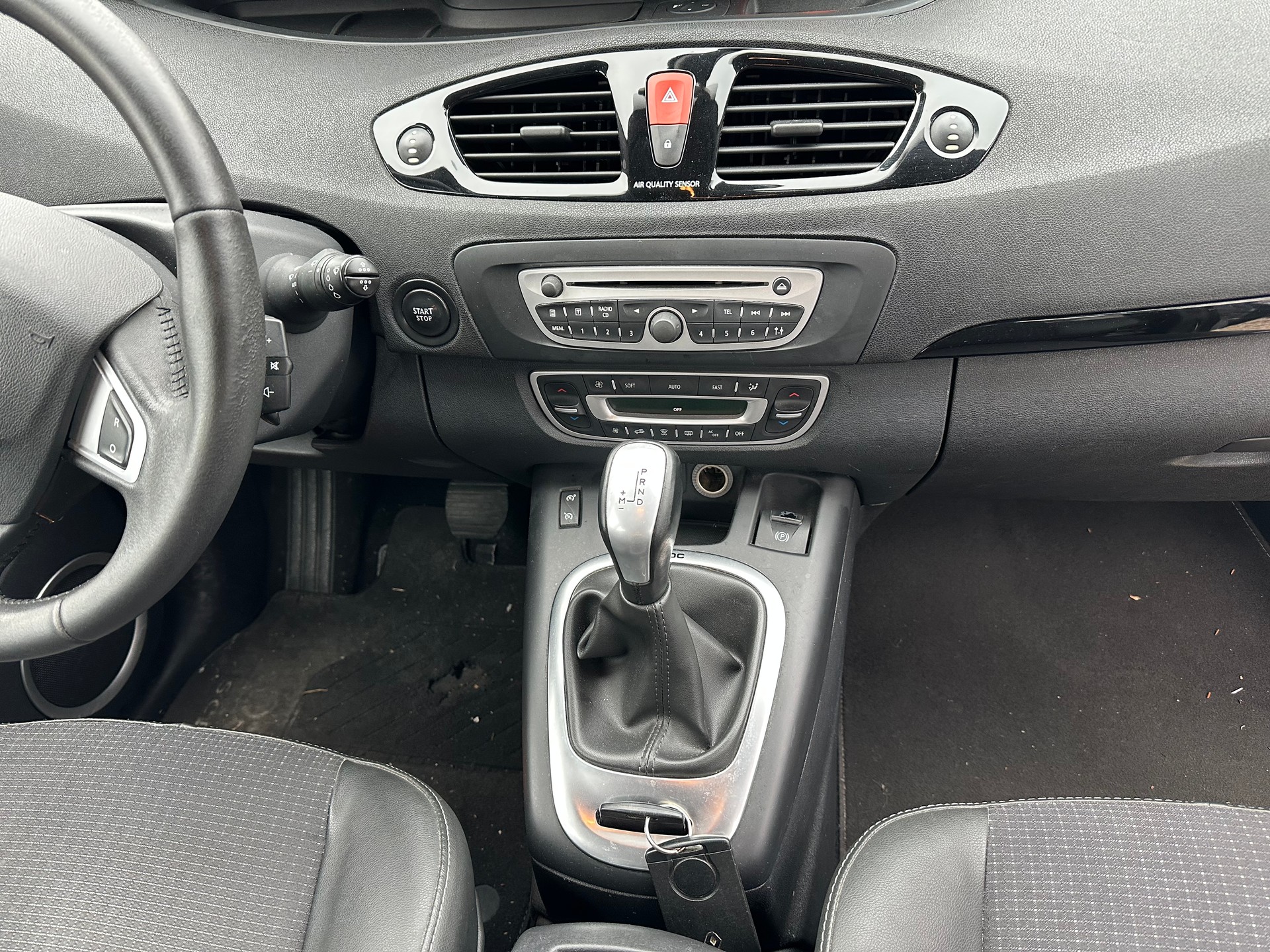 RENAULT Grand Scénic 1.5 dCi Expression EDC-image-5