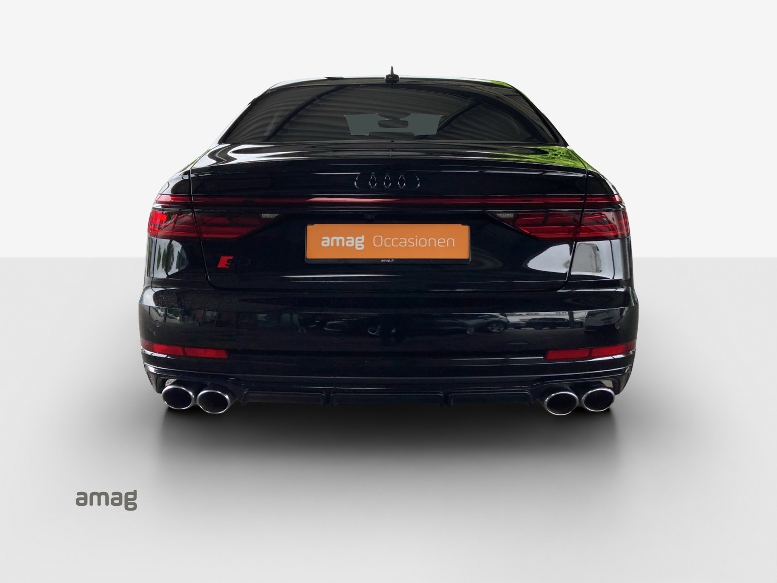 AUDI S8 TFSI quattro tiptronic-showroom-element-3