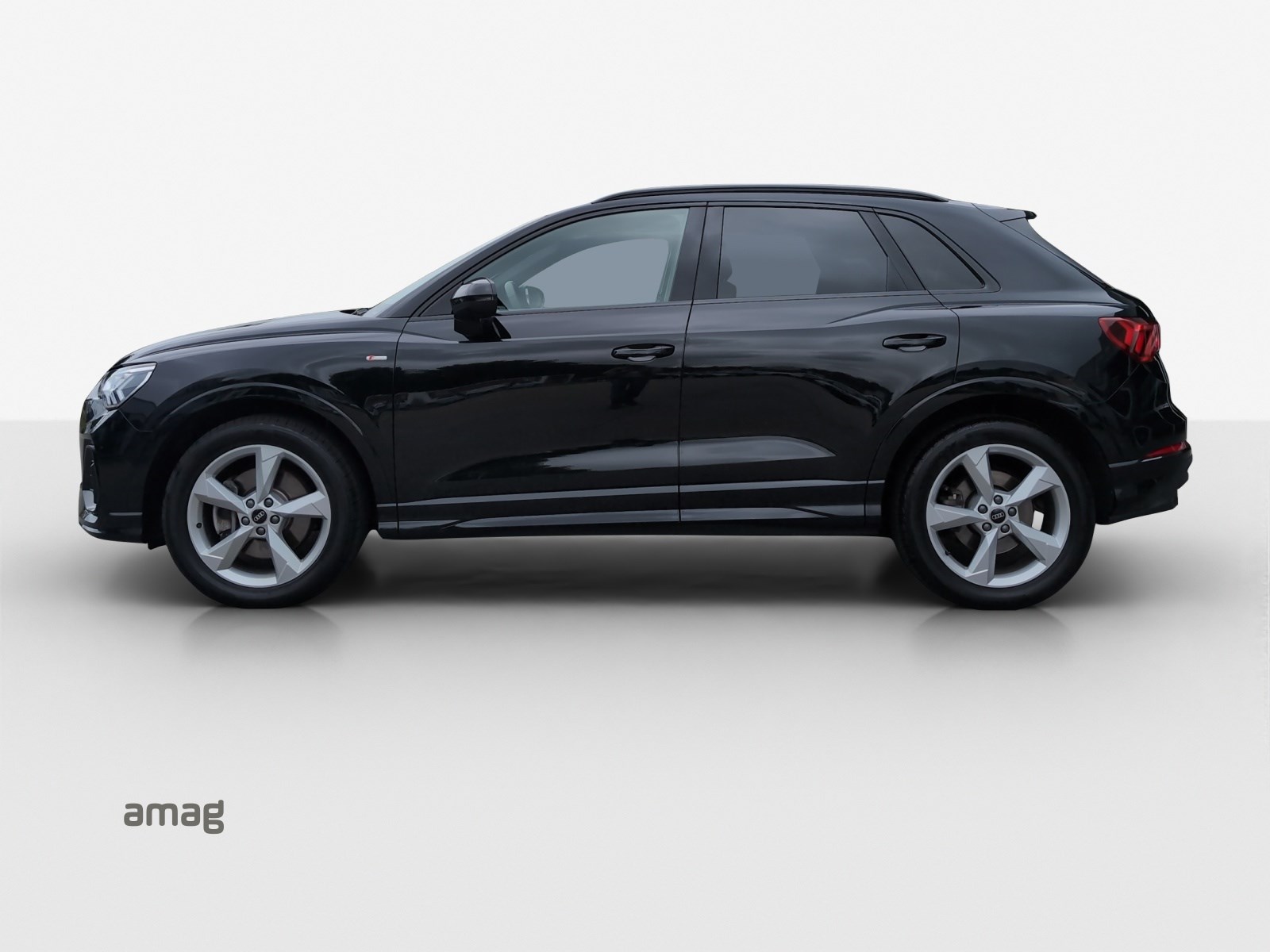 AUDI Q3 40 TDI S line quattro S-tronic-showroom-element-1