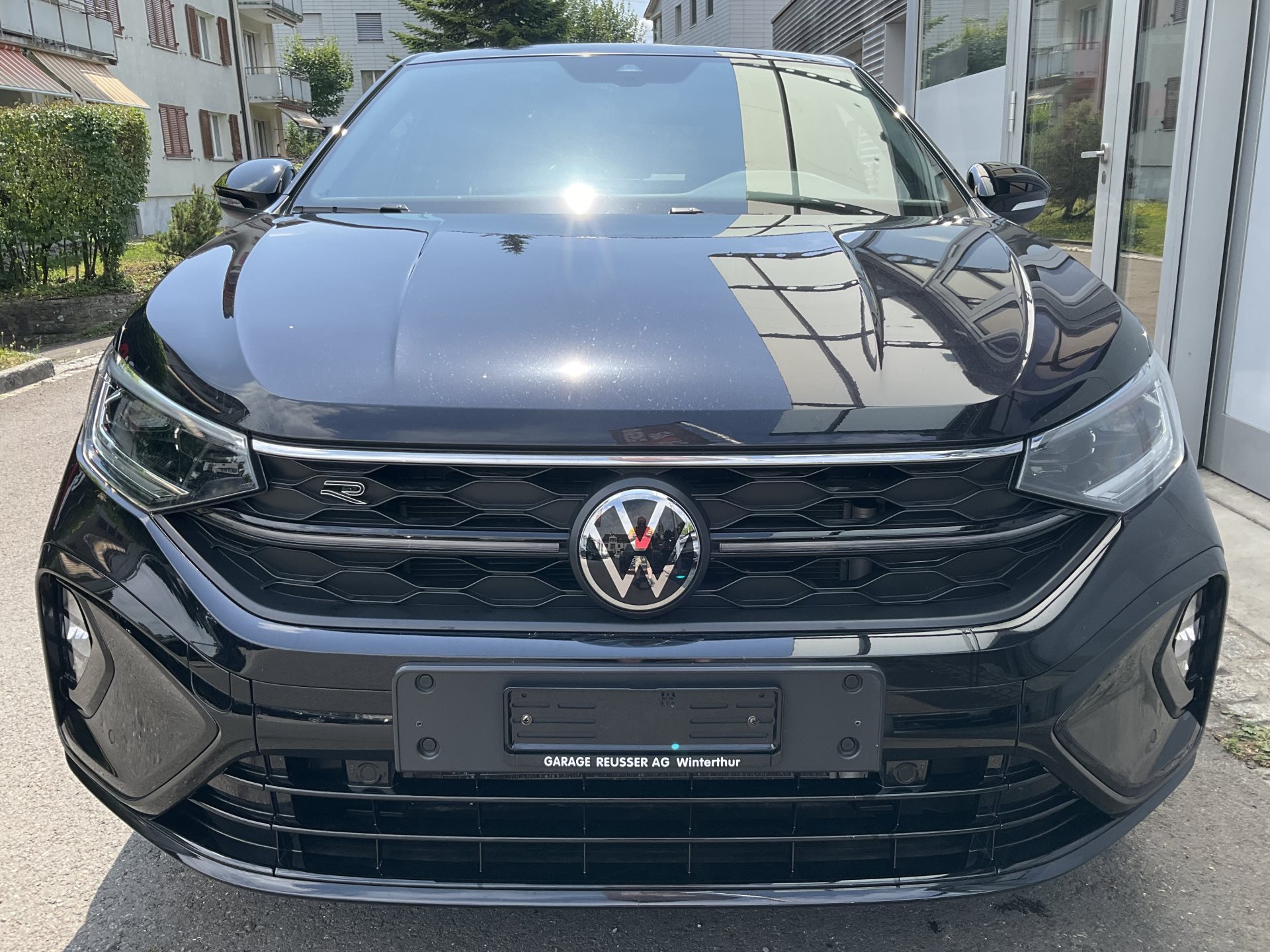 VW TAIGO 1.5 TSI DSG R-LINE *** PANORAMAGLASDACH ***-showroom-element-1