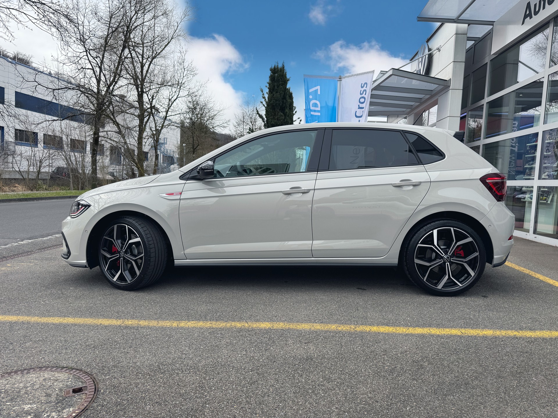 VW Polo 2.0 TSI GTI DSG-showroom-element-2