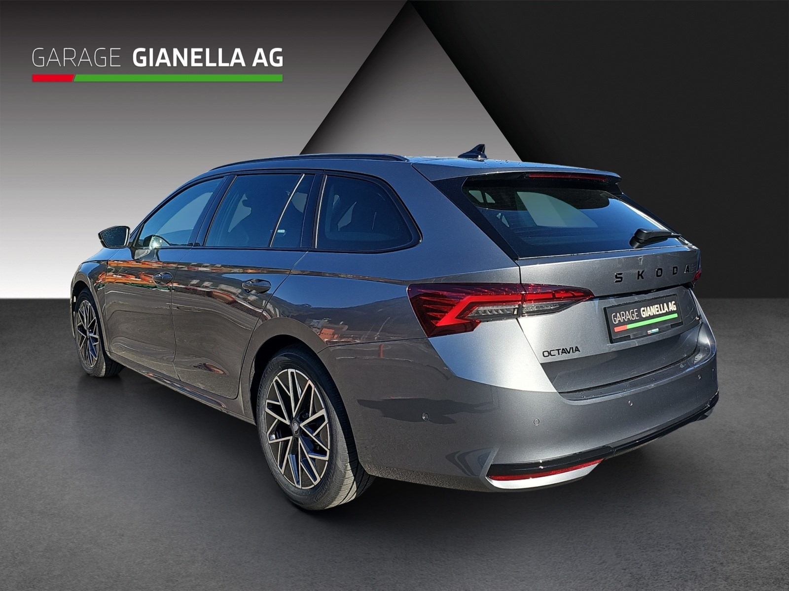SKODA Octavia Combi 2.0 TSI DSG Dynamic 4x4-showroom-element-2
