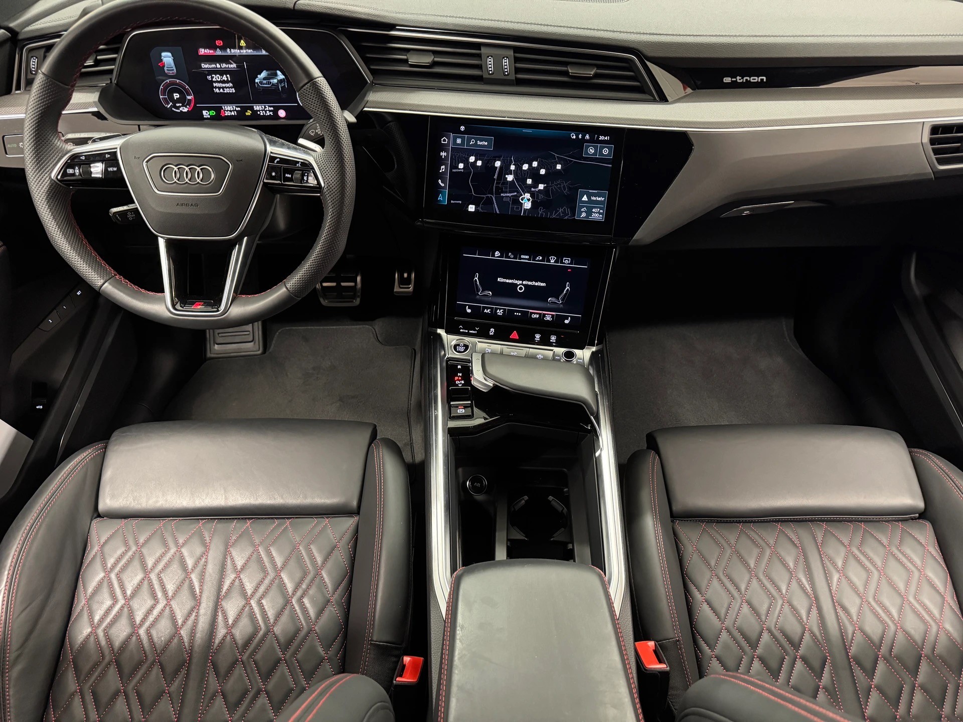 AUDI Q8 Sportback 50 e-tron Black Edition quattro ((340PS)) *Np.111'220.-* CH Auslieferung-image-15