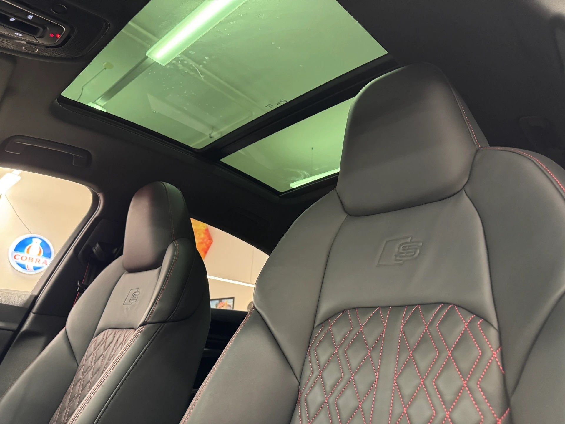 AUDI Q8 Sportback 50 e-tron Black Edition quattro ((340PS)) *Np.111'220.-* CH Auslieferung-image-12