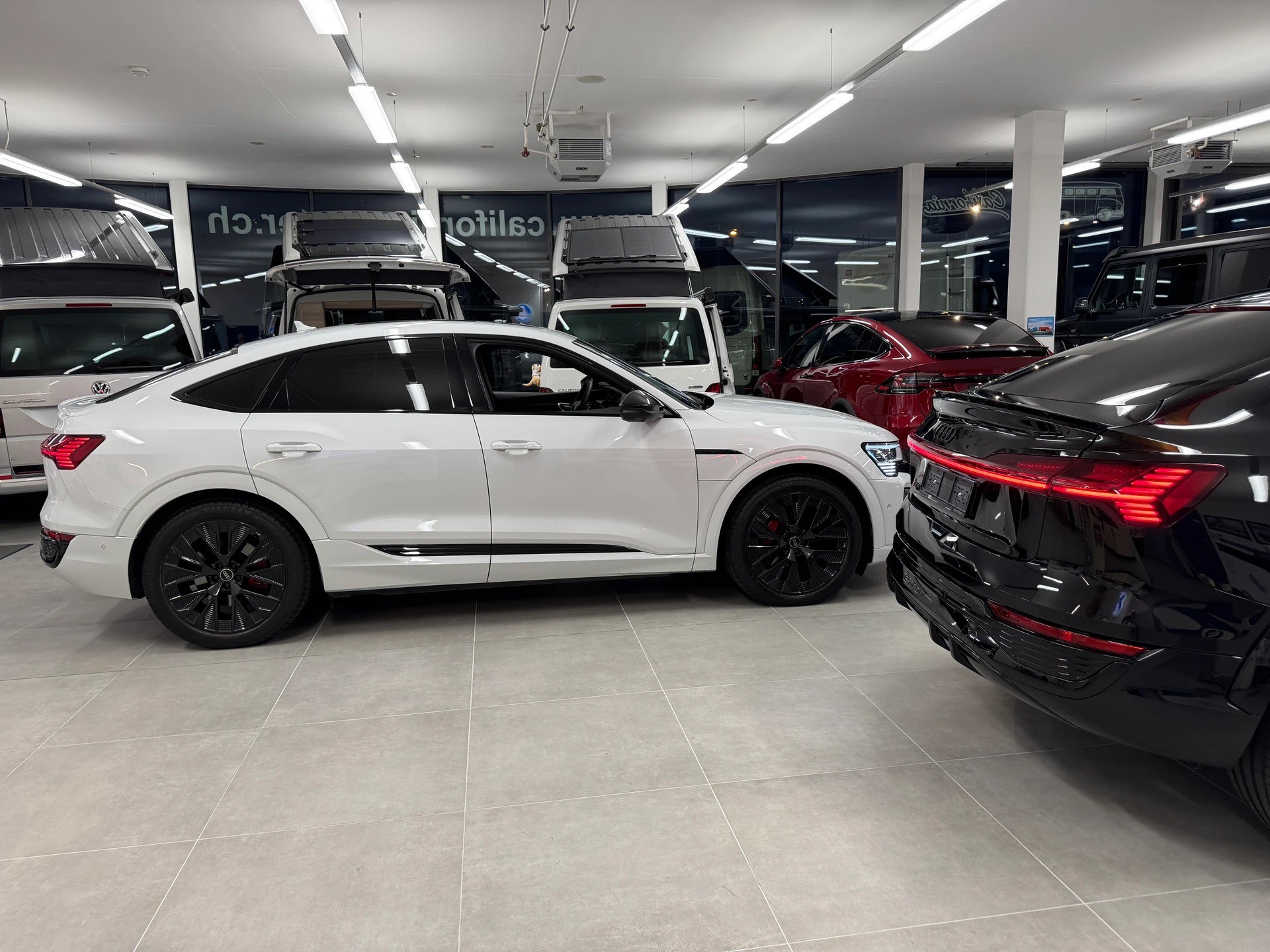 AUDI Q8 Sportback 50 e-tron Black Edition quattro ((340PS)) *Np.111'220.-* CH Auslieferung-image-10