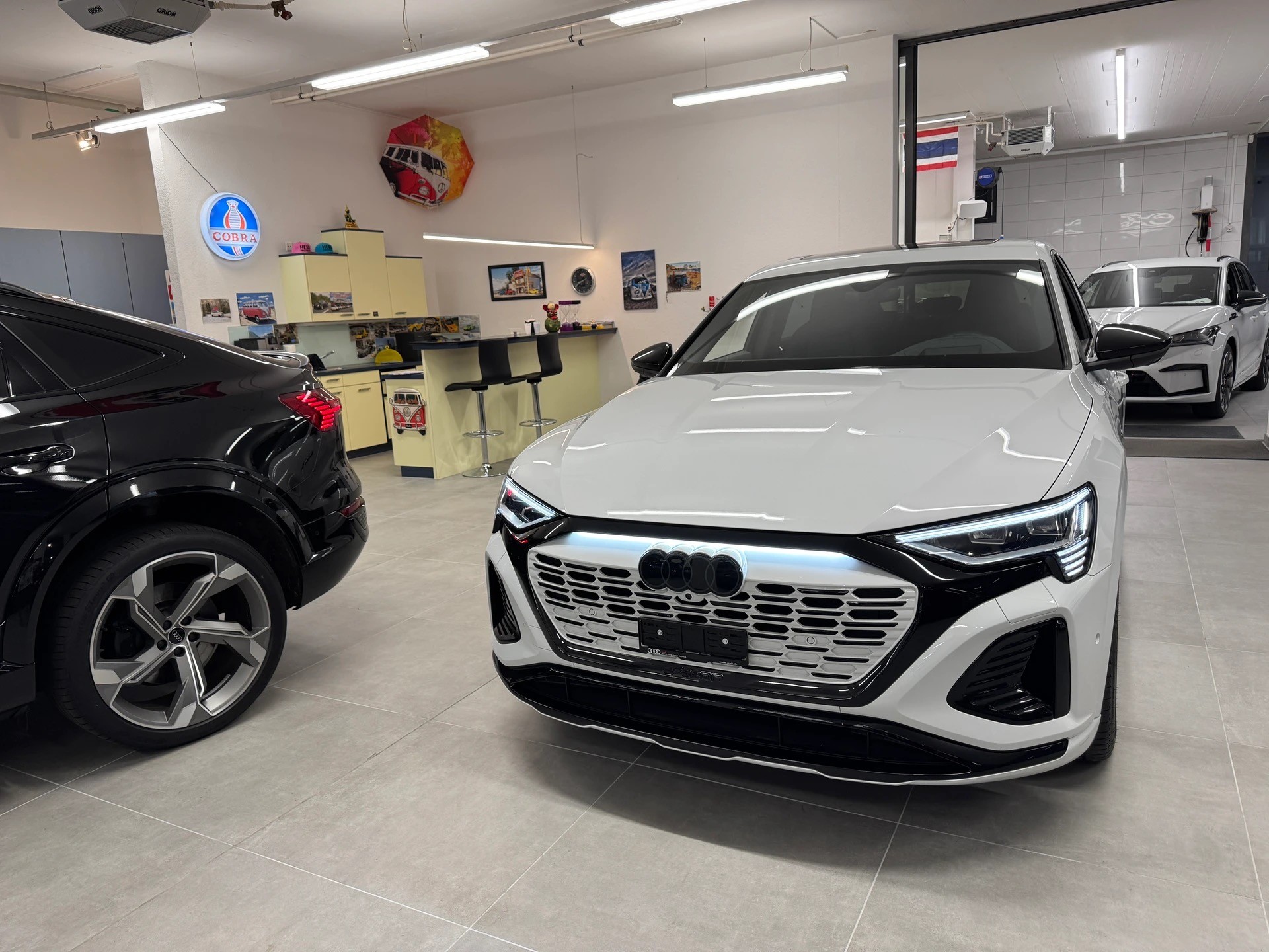 AUDI Q8 Sportback 50 e-tron Black Edition quattro ((340PS)) *Np.111'220.-* CH Auslieferung-image-6