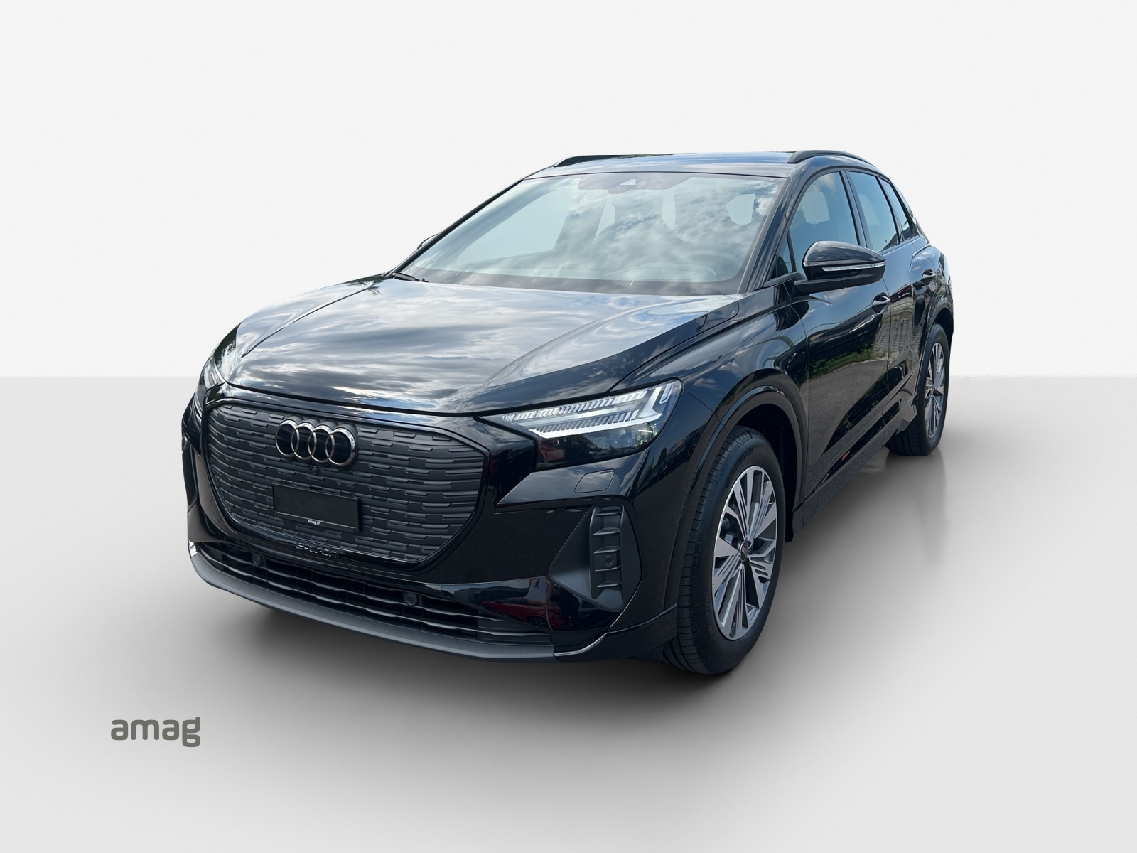 AUDI Q4 e-tron 45 quattro