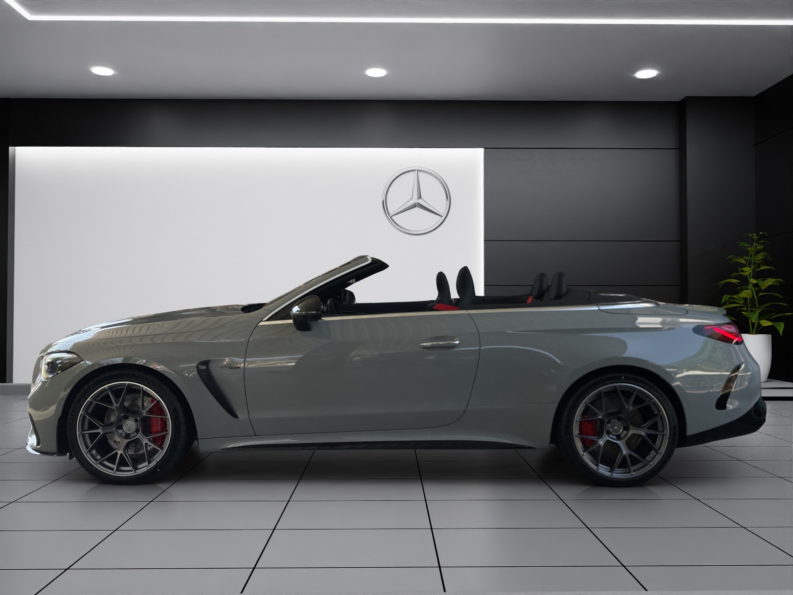 MERCEDES-BENZ CLE AMG 53 Cabrio 4Matic+ 9G-Tronic-showroom-element-2