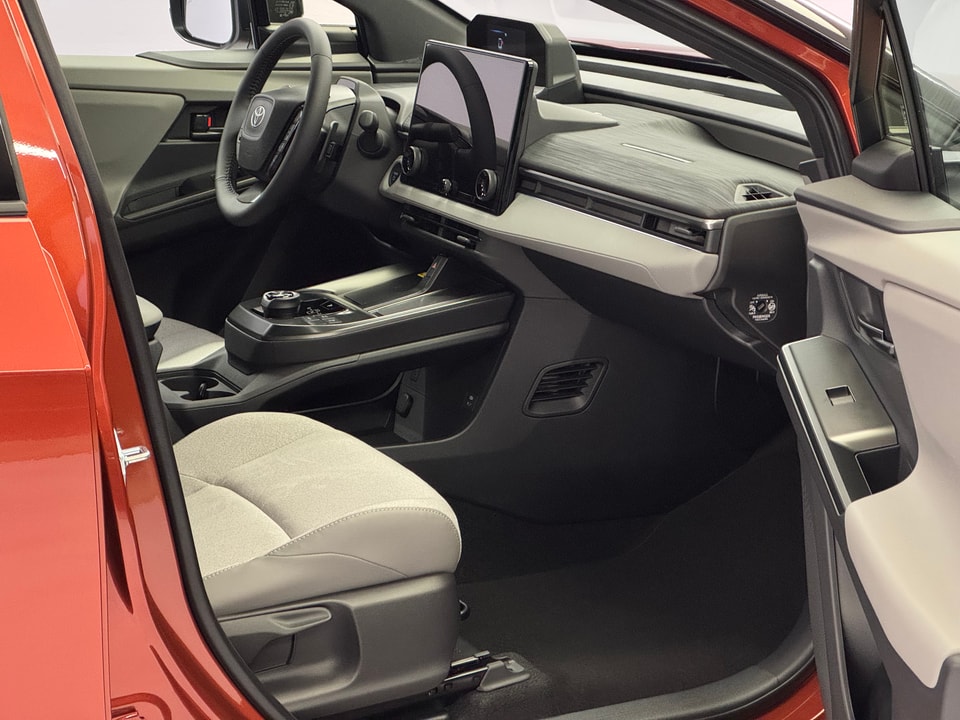 C-HR+ Electric 77 kWh Premium AWD 22 kW OBC