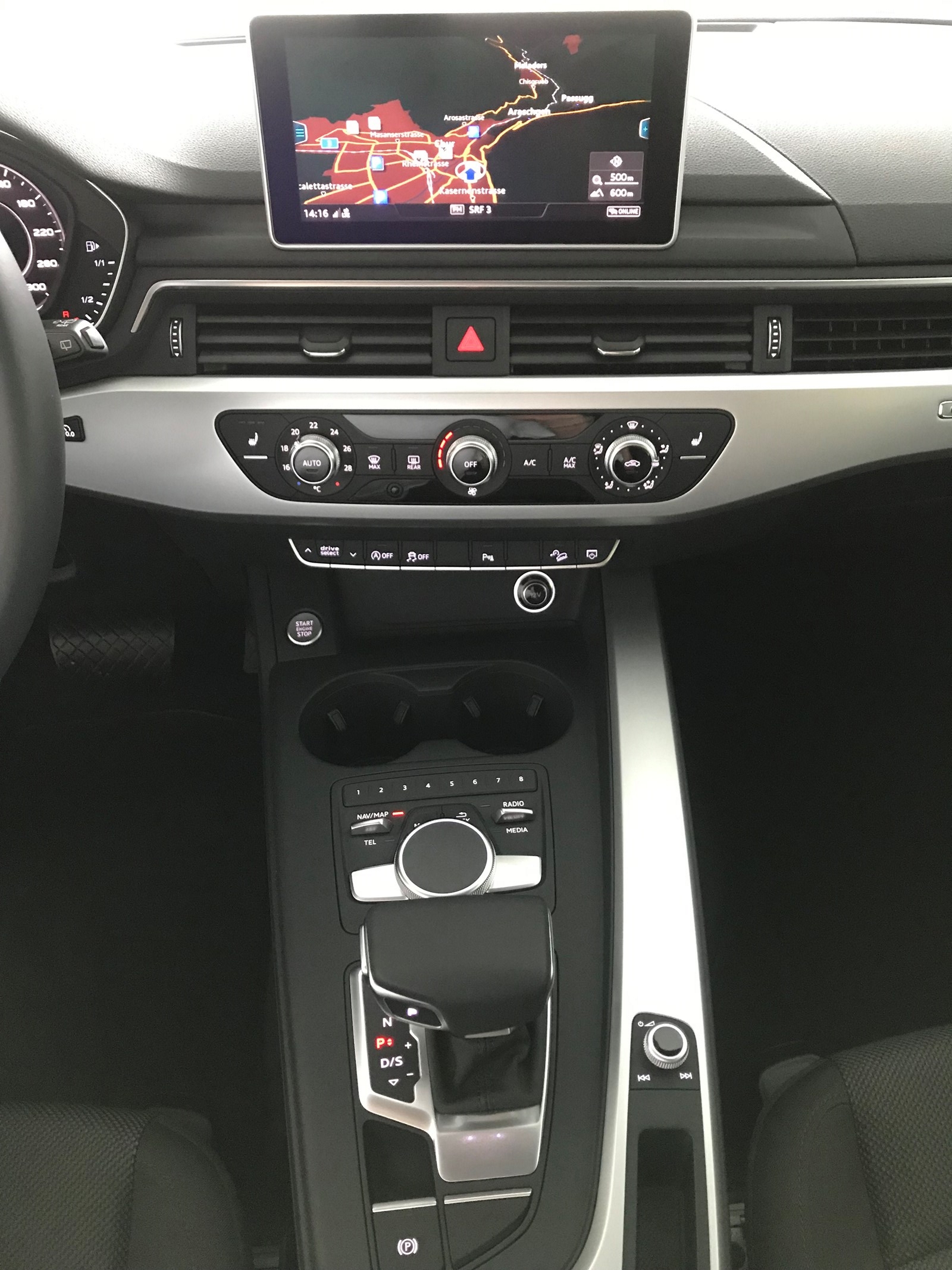 AUDI A4 allroad 2.0 TDI quattro S-tronic-image-13