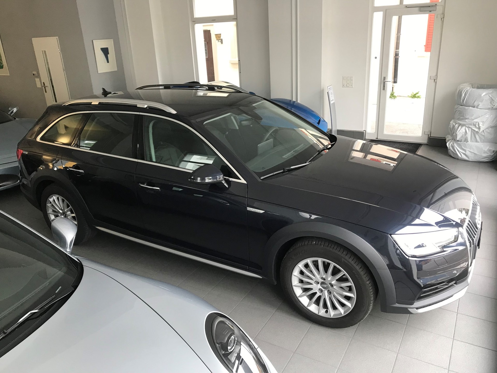 AUDI A4 allroad 2.0 TDI quattro S-tronic-image-6