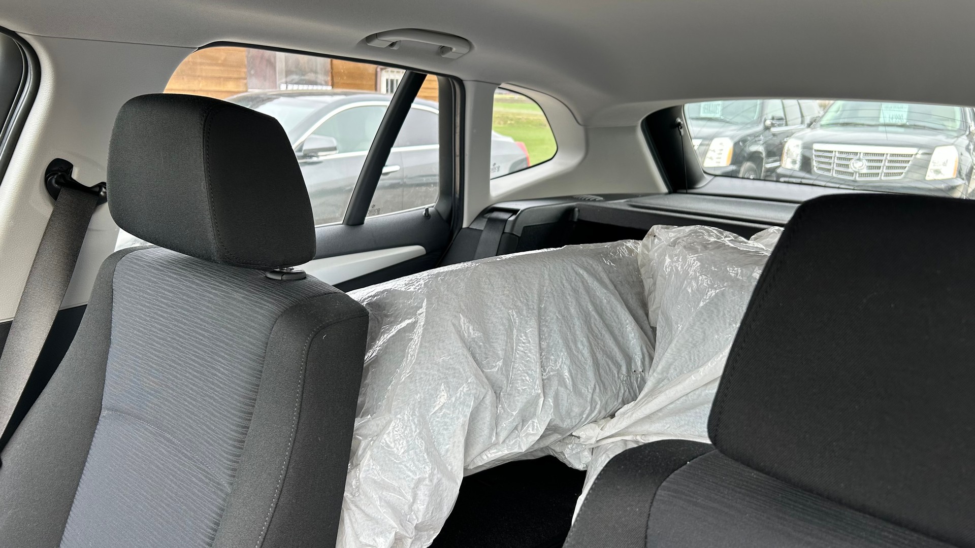 BMW X1 sDrive 20d Efficient-Dynamics Edition-showroom-element-3