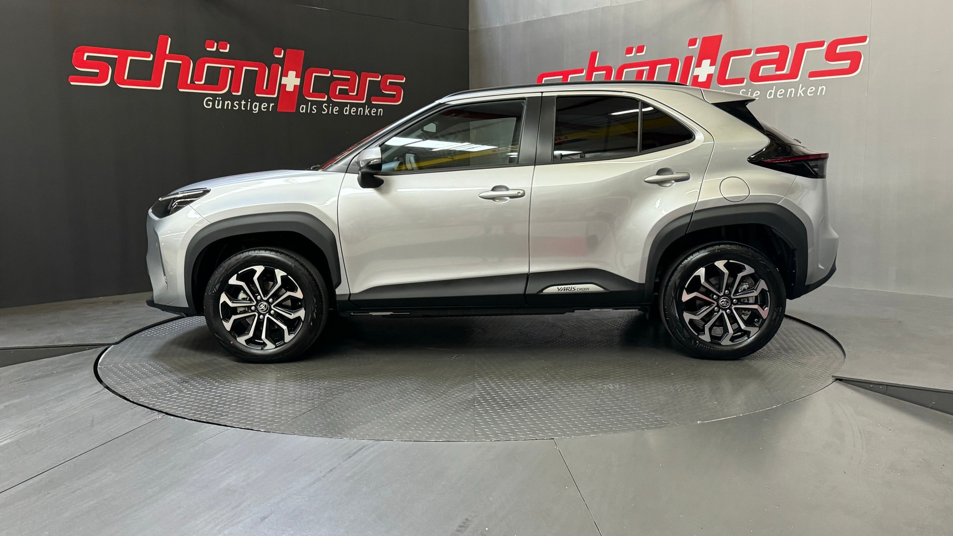 TOYOTA Yaris Cross 1.5 Trend AWDi e-CVT 130PS-showroom-element-2