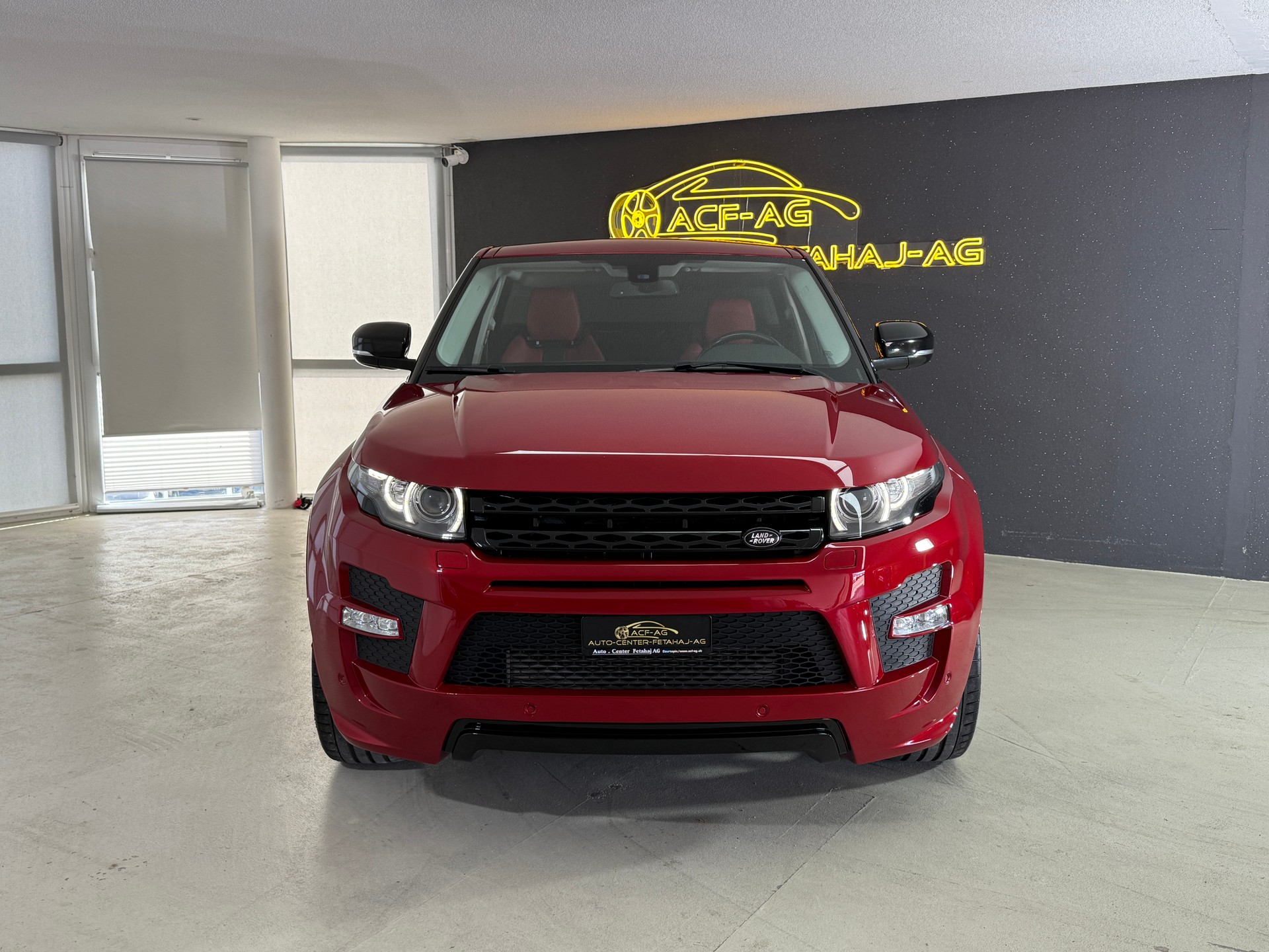 LAND ROVER Range Rover Evoque 2.0 Si4 Dynamic Spirit  AT6-showroom-element-1