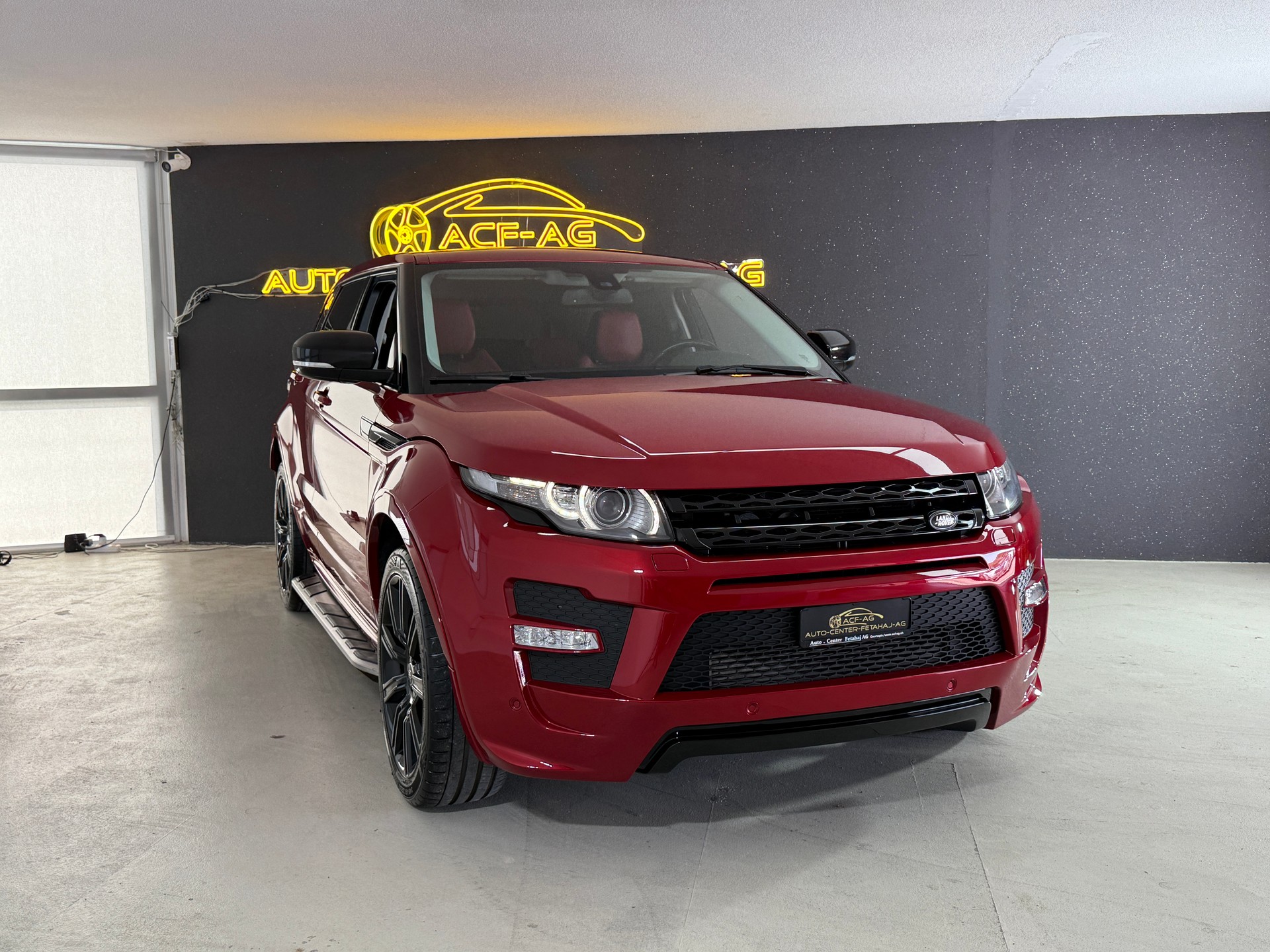 LAND ROVER Range Rover Evoque 2.0 Si4 Dynamic Spirit  AT6-showroom-element-2