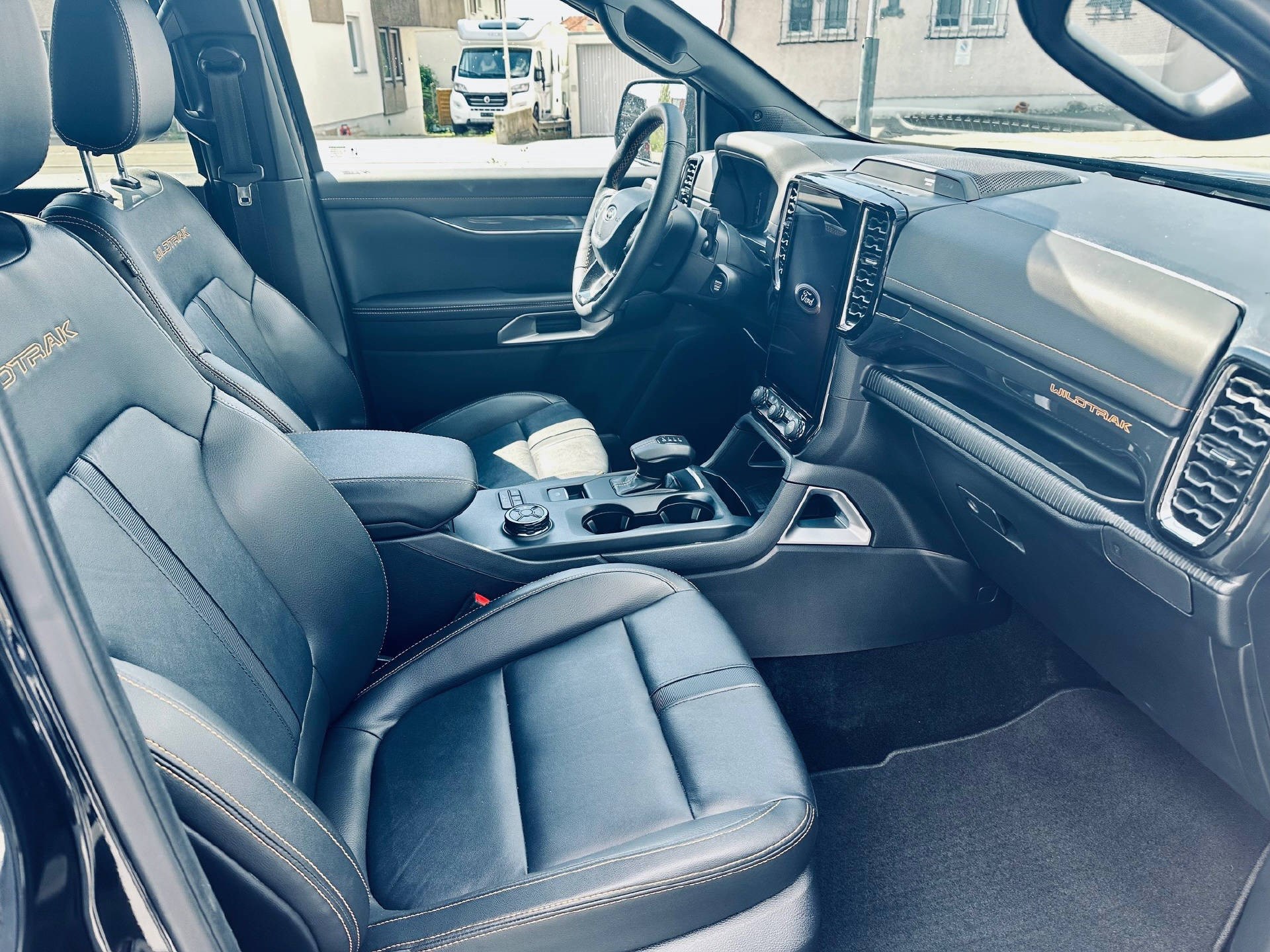 FORD Ranger DKab.Pick-up 3.0 EcoBlu Wildtrak-image-6